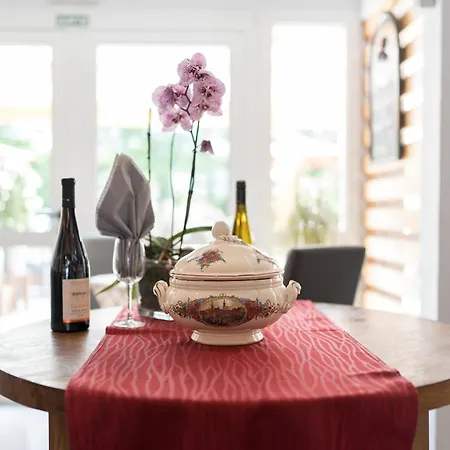 Acacia Nancy Sud Luneville 2*