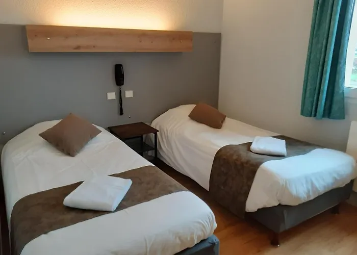 Acacia Nancy Sud Luneville 2*