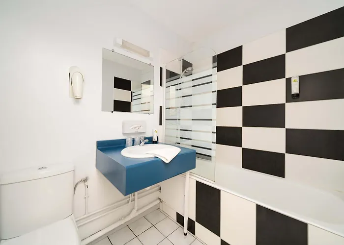 Hotel Acacia Nancy Sud Luneville 2*