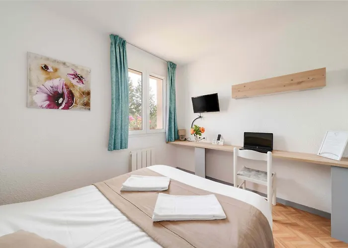 Otel Acacia Nancy Sud Luneville 2*