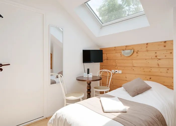 Acacia Nancy Sud Luneville 2*