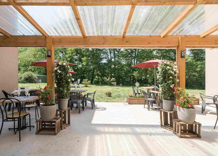 Acacia Nancy Sud Luneville Hotel