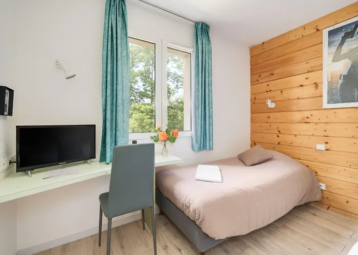 Acacia Nancy Sud Luneville Hotel