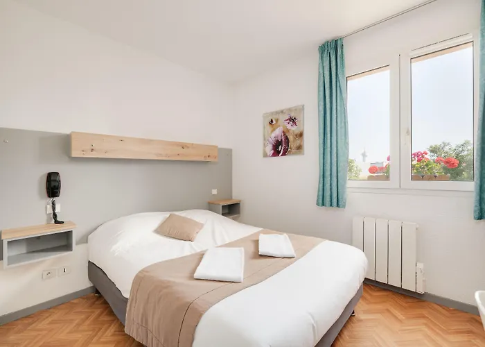 Hotel Acacia Nancy Sud Luneville 2*